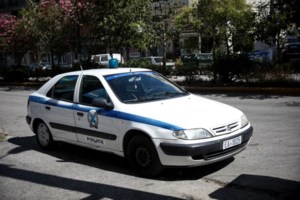 Οικογενειακή τραγωδία στην Καλαμπάκα: Σκότωσε τη γυναίκα του και μετά μαχαιρώθηκε