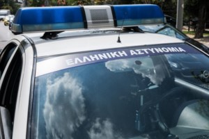 Σοκ στη Σαλαμίνα: Νεκρός άνδρας από σφαίρα στο κεφάλι - Τι εξετάζουν οι αρχές