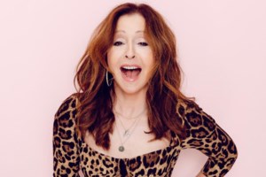 Εξώδικο στη Βίκυ Λέανδρος από τον πατέρα της: Της απαγορεύει να ερμηνεύσει τα τραγούδια του στο Ηρώδειο - εικόνα 2