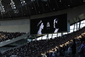 Ελισάβετ - Η πρώτη δημόσια τοποθέτηση της Καμίλα μετά τον θάνατο της βασίλισσας: "Ήταν μόνη"