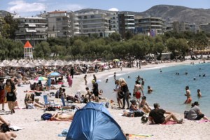 Εξαδάκτυλος: Η εισήγηση της επιτροπής ήταν για δύο self test στα σχολεία [βίντεο]