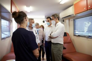 ΝΔ: Νέο κρεσέντο χυδαιότητας από τον συνεργάτη του Α. Τσίπρα, Θανάση Καρτερό