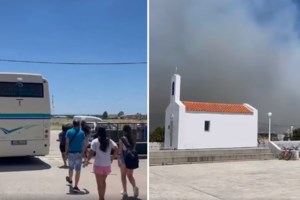 Σε πύρινο κλοιό: Κάηκαν σπίτια στη Σάμο, ενίσχυση δυνάμεων στον Έβρο, συναγερμός στην Κάρυστο - Τα ενεργά μέτωπα [εικόνες-βίντεο] - εικόνα 5