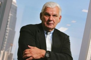 Folli Follie: Όταν η οικογένεια Κουτσολιούτσου έκανε χλιδάτο πάρτι παρά το σκάνδαλο και τις διώξεις