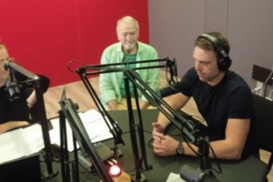 Πάρτι στο Twitter για τη ραδιοφωνική εκπομπή του Στέφανου Κασσελάκη: "Έφη με ακούς; Πολύ κωλόπαιδο ο Ευκλείδης"