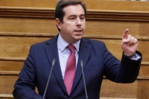 Καμιά αναφορά στις υποκλοπές από Δένδια - Μίλησε μόνο για τα ελληνοτουρκικά στη Βουλή - εικόνα 2