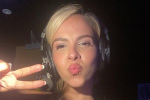 Τζένη Μελιτά: Με κορονοϊό η παρουσιάστρια μετά τη Eurovision [βίντεο]