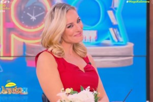 Τέλος τα μακριά μαλλιά για την Καίτη Γαρμπή: Η μεγάλη αλλαγή που έκανε και το νέο της κούρεμα - εικόνα 6