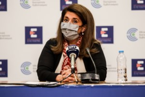 Κορονοϊός: Εκρηξη με 3.133 νέα κρούσματα - Μαύρο ρεκόρ με 728 διασωληνωμένους και 72 θανάτους