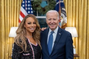 Τραγωδία για τη Μαράια Κάρεϊ: Πέθαναν την ίδια ημέρα η μητέρα και η αδερφή της - "Είμαι διαλυμένη..." - εικόνα 2