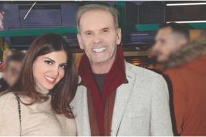 Δέσποινα Βανδή: Η streetstyle εμφάνιση με κόκκινη τσάντα Hermes πολλών χιλιάδων ευρώ - εικόνα 5