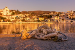 Η "μάγισσα" του Αιγαίου που δεν θα ξεχάσεις ποτέ - Το άγριο και φιλόξενο νησί με τις παραδεισένιες παραλίες - εικόνα 9