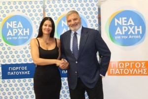 Γαλάζια στήριξη στον Χαρδαλιά για την περιφέρεια Αττικής - Συνάντηση με Μητσοτάκη στο Μαξίμου