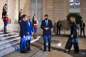 Ενας δημοσιογράφος ταράζει τα νερά στη Γαλλία - Θα είναι αντίπαλος του Μακρόν ο Γάλλος "Τραμπ";