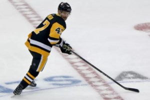 Βρετανία: Συνελήφθη ο Ματ Πέτγκρεϊβ για τον τραγικό θάνατο του Άνταμ Τζόνσον, σε αγώνα χόκεϊ