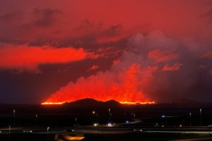 Ισλανδία: Φόβοι για ρύπανση από αέρια μετά την έκρηξη ηφαιστείου- Εκκενώθηκε το πολυτελές Blue Lagoon - εικόνα 4