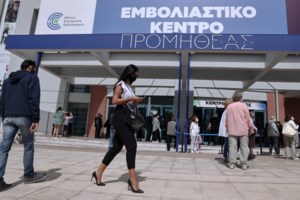 Μήνυμα Σκέρτσου για τους εμβολιασμούς: Ακούμε τους πραγματικούς ειδικούς και όχι τσαρλατάνους