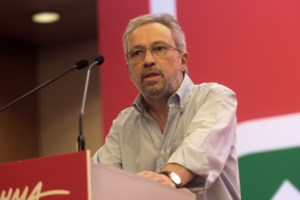 Ελενόπουλος κατά Πρετεντέρη: Υβριστής και κολλητός της ελίτ που χρεοκόπησε τη χώρα - εικόνα 2