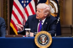 Πετρέλαιο: Οι τιμές παραμένουν υψηλές καθώς μαίνεται ο πόλεμος στη Μέση Ανατολή