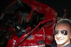 Τραγωδία στην Αττική οδό: Νεκρός σε τροχαίο 23χρονος οδηγός μηχανής - Συγκρούστηκε με φορτηγό