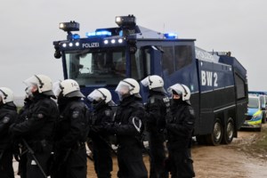 Τρόμος στις Βρυξέλλες: Επίθεση με μαχαίρι στο Μετρό με έναν τραυματία - Συνελήφθη ο δράστης - εικόνα 2