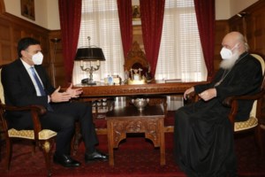 Αιφνιδιασμός Ιερώνυμου στους αρνητές του εμβολίου: Ποιες Μητροπόλεις γίνονται κέντρα εμβολιασμού