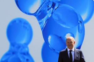 Σάλος στη Γερμανία: "Ο Αμπάς κατηγορεί το Ισραήλ για ολοκαύτωμα – Ο Σολτς σιωπά"