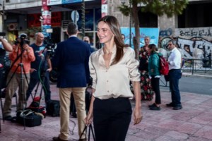 Ο Αλέξης Τσίπρας δεν είναι πια στο απυρόβλητο - Τον "καρφώνουν" οι παλιοί του σύντροφοι ακόμα και για στρατό χυδαίων τρολ - εικόνα 4