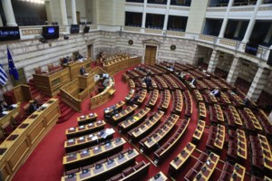 Βόλος: Δημοτικός σύμβουλος καταγγέλλει τον Αχιλλέα Μπέο ότι τον έβρισε μέσα στον μητροπολιτικό ναό