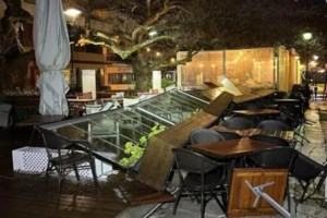 Χανιά: Ακρωτηριάστηκε 29χρονος μετά από τροχαίο – Δίνουν μάχη οι γιατροί [εικόνες] - εικόνα 2