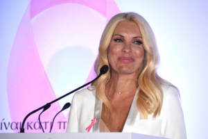 Θα ξεκινήσει τελικά τη δική του εκπομπή στον ΑΝΤ1 ο γιος της Ελένης Μενεγάκη και του Γιάννη Λάτσιου, Αγγελος; - εικόνα 2