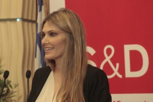 Βέλγιο: Ξεκινά η ακρόαση στο Εφετείο για το αίτημα αποφυλάκισης της Εύας Καϊλή - Ζητά αποφυλάκιση με βραχιολάκι - εικόνα 2