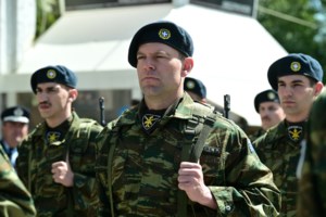 Κασσελάκης: Σε παραθαλάσσια ταβέρνα μετά την παρέλαση – Ορκίζεται στα γενέθλιά του