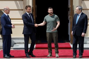 Μακρόν, Σολτς και Ντράγκι στέλνουν μήνυμα ενότητας στους Ουκρανούς: "Θα τα ανοικοδομήσουμε όλα"