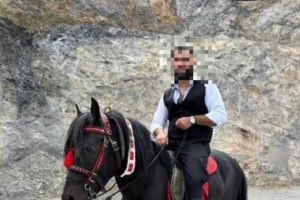 Φονικό σε γλέντι στα Χανιά: "Μου έβρισε τη μητέρα μου και με απείλησε" λέει ο δράστης για τον 52χρονο "Πάσαρη" - εικόνα 2