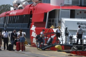 Seajets: "Αποκαταστάθηκε πλήρως η βλάβη στον κλιματισμό - Συνεχίζονται τα δρομολόγια" - εικόνα 2