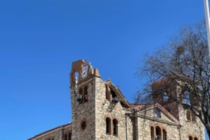 Σεισμός Ελασσόνα: Κατέρρευσε και άλλο τμήμα της εκκλησίας στο Μεσοχώρι - Έπεσαν ρολόι και καμπαναριό