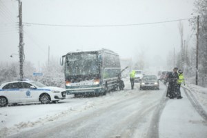 Το χιόνι έκλεισε σχολεία στη Δυτική Μακεδονία - Πού δεν θα γίνουν μαθήματα