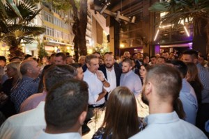 Μητσοτάκης: Στη ΔΕΘ ο πρωθυπουργός - Τα εγκαίνια, τα χειροκροτήματα και η κλασική βόλτα στα περίπτερα [βίντεο] - εικόνα 4