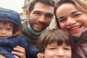 Ισραήλ: Κρίνεται η επιμέλεια του 6χρονου Έιταν Μπιράν, μοναδικού επιζήσαντα του δυστυχήματος σε τελεφερίκ στην Ιταλία - εικόνα 3