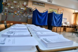 Καιρός: Με ζέστη και ήλιο οι εκλογές την Κυριακή - Σε ποιες περιοχές της Αττικής μπορεί να βρέξει