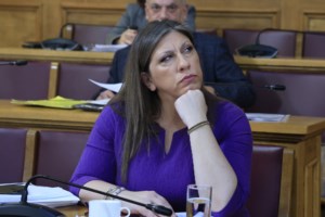 Οργή για την προκλητική εμφάνιση "Φραπέ" στη Βουλή - Οι απίστευτοι διάλογοι την ώρα που οι αγρότες κλιμακώνουν - εικόνα 2