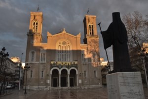 Ο Ιερώνυμος κλείνει την πόρτα στους ακραίους για τις λειτουργίες - Καμία έκπτωση για τη Θεία Κοινωνία - εικόνα 3