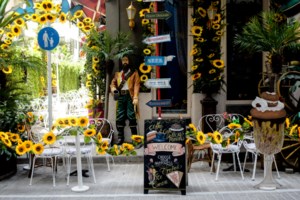 Green Pass: Πώς θα γίνεται η μετακίνηση στα νησιά για εμβολιασμένους και ανεμβολίαστους από τη Δευτέρα