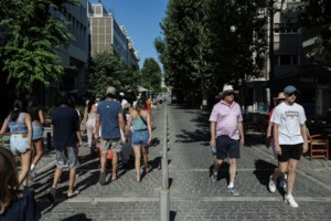 Κρήτη: Διασωληνώθηκε 17χρονος με κορονοϊό, δεν είχε εμβολιαστεί