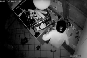 Δυτικά προάστια: Αυτοί είναι οι διαρρήκτες που "άδειαζαν" σπίτια - Πάνω από 120.000 η λεία τους - εικόνα 9