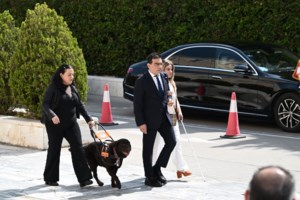 Καλλιάνος για το... απρόοπτο στη Βουλή: Ζητώ συγγνώμη, το δικό μου μωρό έκλαιγε στην ορκωμοσία - εικόνα 4