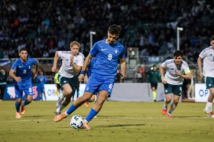 Πρώην παίκτης του Ολυμπιακού κατηγορείται ότι γρονθοκόπησε και προσπάθησε να πνίξει την αδελφή του