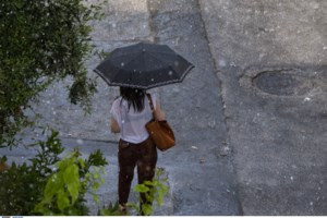 "Αγριεμένος" ο καιρός και την Πέμπτη: Έρχονται καταιγίδες, χαλάζι και κεραυνοί