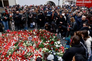 Τσεχία: Ερευνα σε συνεργασία με τη Europol για ομάδες "κυνηγών παιδόφιλων"